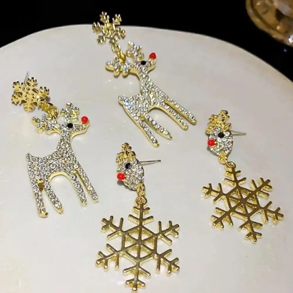 SnowflakeβandβReindeerβEarringsβ-βSetβofβ2